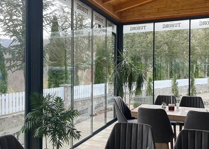 公寓 Restoran Kanjon